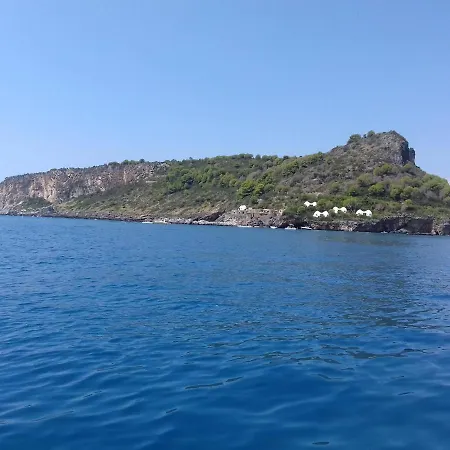 Villetta Indipendente Lungomare Tortora Vakantiehuis